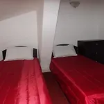 Rayska Yabalka Hostel