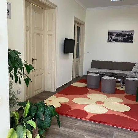 Rayska Yabalka Хостел