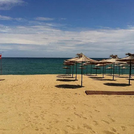 Хостел Rayska Yabalka Варна